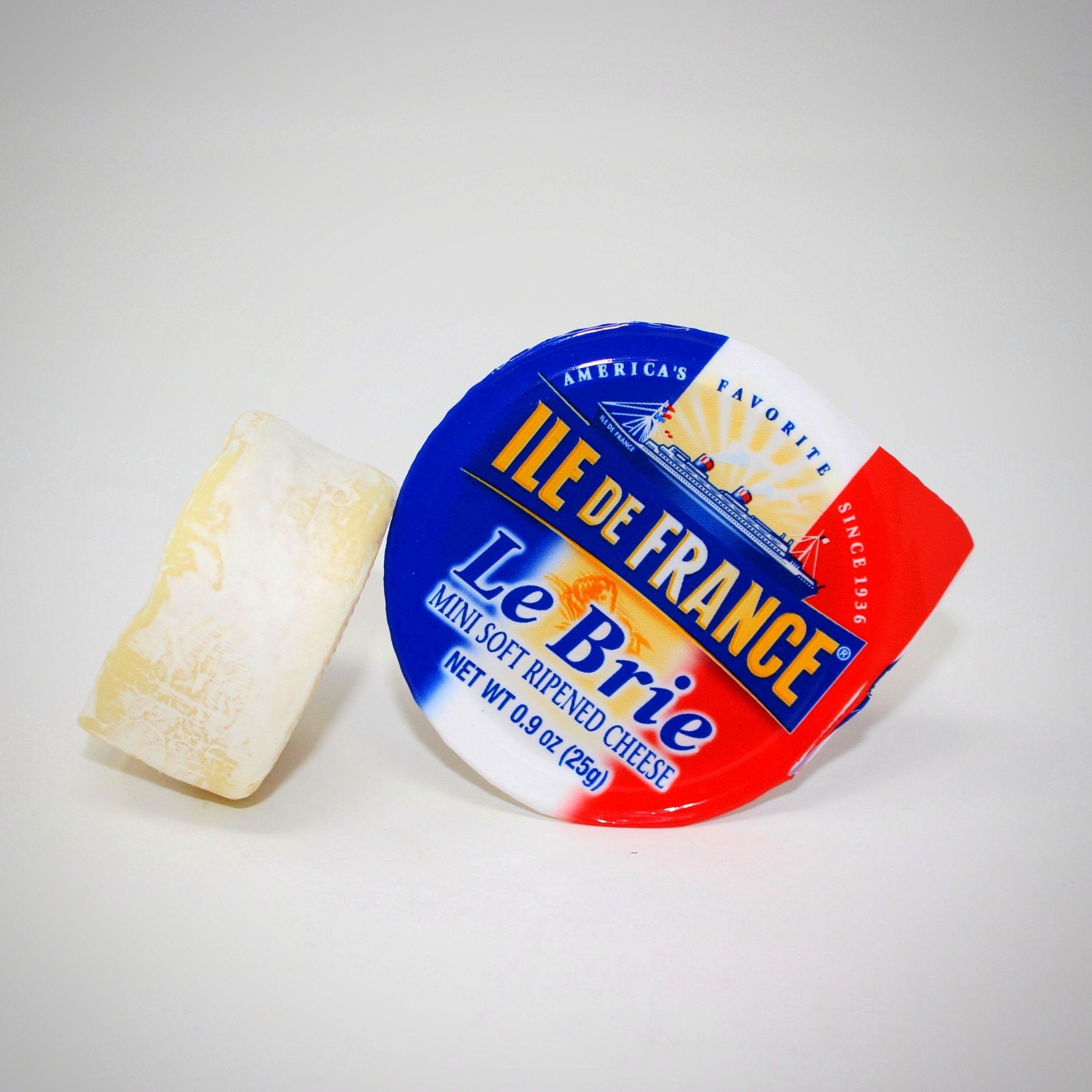 Petite Brie 0.9 oz - Curedandcultivated