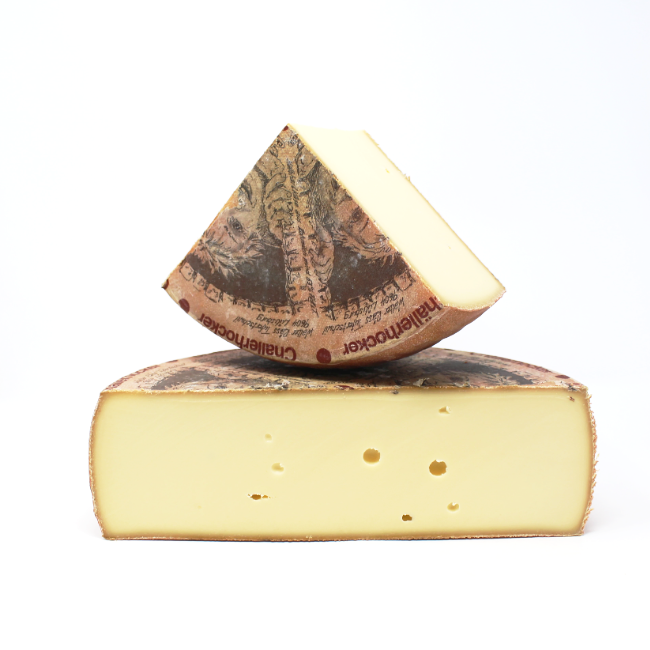 Chällerhocker Swiss - Curedandcultivated